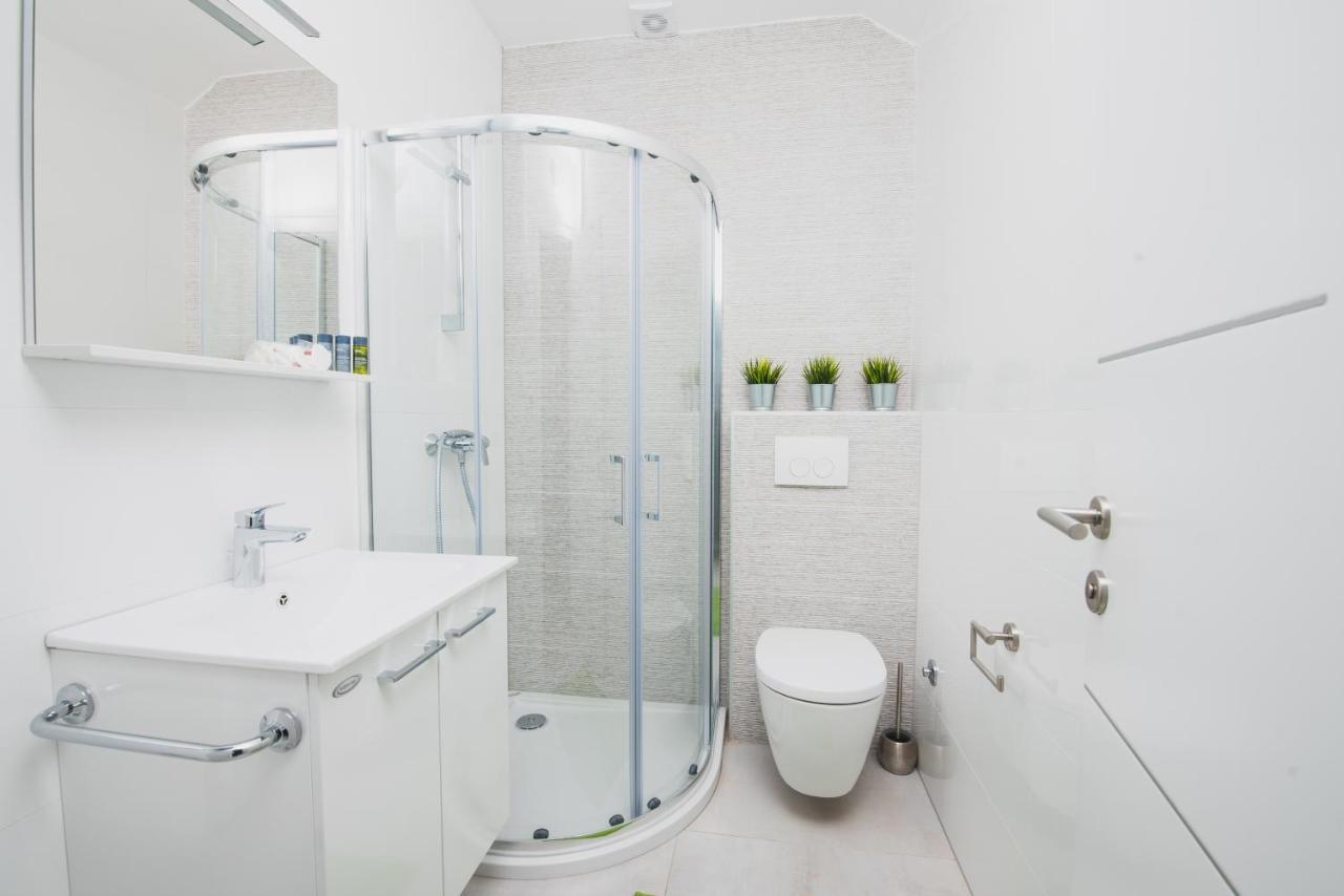 Fantasy Pool Apartman Novalja
